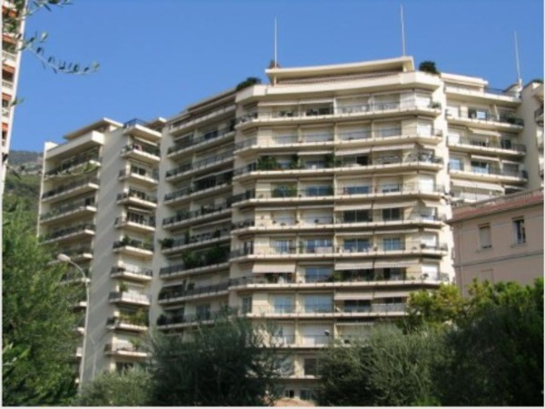 3 pièces luxueusement rénové, central - 1