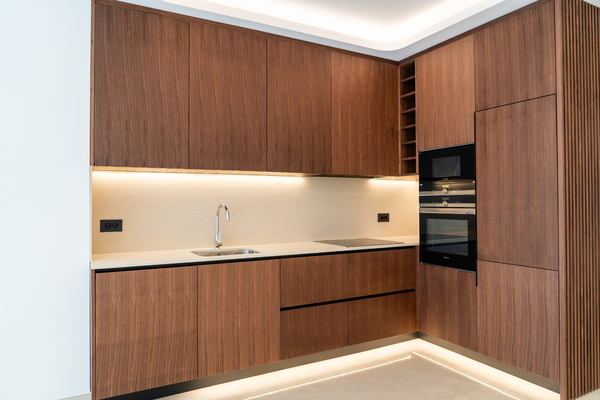 2 bedroom refurbished apartment, central - 4