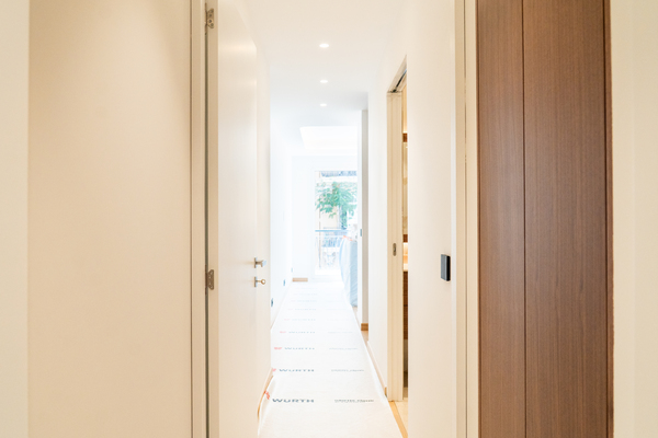 2 bedroom refurbished apartment, central - 6