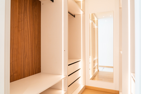 2 bedroom refurbished apartment, central - 8