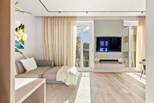 Renovated 3-room apartment in La Condamine, not under law - 4