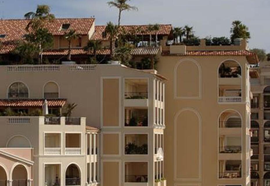 Memmo Center - Eccezionale appartamento di 4 stanze con terrazza che offre vista sul porto e sul mare
